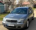 Сірий Опель Вектра, об'ємом двигуна 2.2 л та пробігом 300 тис. км за 3650 $, фото 1 на Automoto.ua