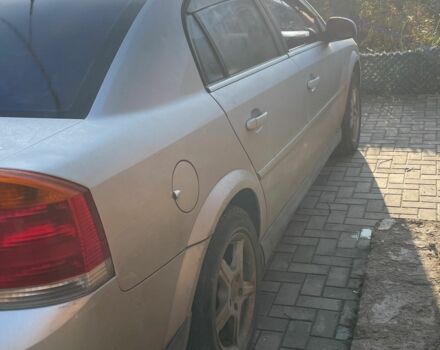 Сірий Опель Вектра, об'ємом двигуна 2.2 л та пробігом 296 тис. км за 3800 $, фото 3 на Automoto.ua