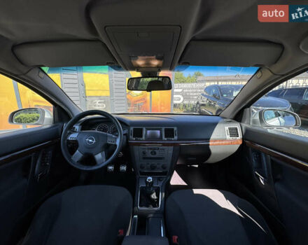 Опель Вектра 2003 в Стрые на Automoto.ua Серый Опель Вектра, объемом двигателя 2.2 л и пробегом 251 тыс. км за 4300 $, фото 4 на Automoto.ua