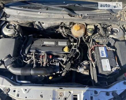 Сірий Опель Вектра, об'ємом двигуна 2.2 л та пробігом 195 тис. км за 2600 $, фото 4 на Automoto.ua
