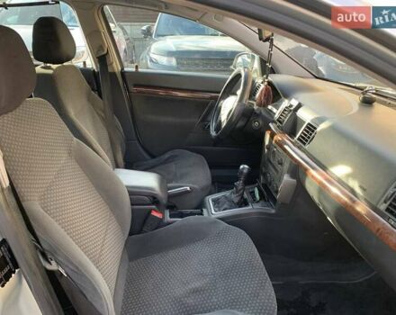 Сірий Опель Вектра, об'ємом двигуна 2.17 л та пробігом 260 тис. км за 3999 $, фото 12 на Automoto.ua
