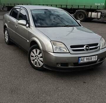Серый Опель Вектра, объемом двигателя 2.2 л и пробегом 246 тыс. км за 3800 $, фото 2 на Automoto.ua