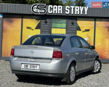 Опель Вектра 2003 в Стрые на Automoto.ua Серый Опель Вектра, объемом двигателя 2.2 л и пробегом 251 тыс. км за 4300 $, фото 3 на Automoto.ua