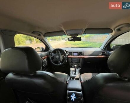 Серый Опель Вектра, объемом двигателя 2.2 л и пробегом 415 тыс. км за 3700 $, фото 4 на Automoto.ua