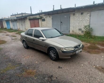 Серый Опель Вектра, объемом двигателя 0 л и пробегом 200 тыс. км за 1200 $, фото 2 на Automoto.ua