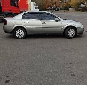 Серый Опель Вектра, объемом двигателя 2.2 л и пробегом 246 тыс. км за 3800 $, фото 1 на Automoto.ua