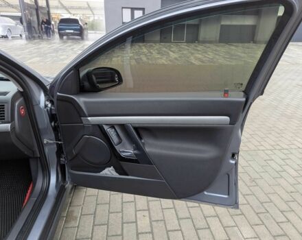 Серый Опель Вектра, объемом двигателя 1.8 л и пробегом 281 тыс. км за 3299 $, фото 19 на Automoto.ua