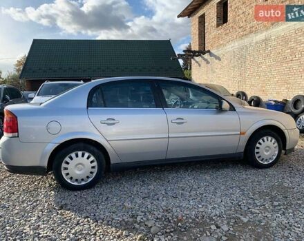Сірий Опель Вектра, об'ємом двигуна 2.17 л та пробігом 260 тис. км за 3999 $, фото 2 на Automoto.ua