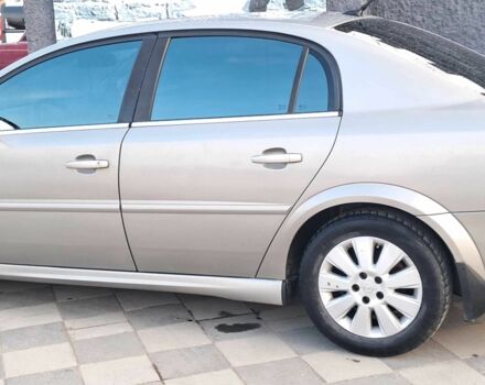 Серый Опель Вектра, объемом двигателя 2.2 л и пробегом 355 тыс. км за 5300 $, фото 3 на Automoto.ua