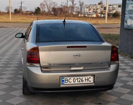Серый Опель Вектра, объемом двигателя 2.2 л и пробегом 355 тыс. км за 5300 $, фото 2 на Automoto.ua