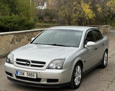 Опель Вектра 2003 в Славянске на Automoto.ua Серый Опель Вектра, объемом двигателя 2.2 л и пробегом 280 тыс. км за 2350 $, фото 1 на Automoto.ua