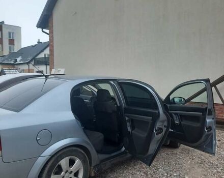 Серый Опель Вектра, объемом двигателя 2.2 л и пробегом 275 тыс. км за 4500 $, фото 3 на Automoto.ua