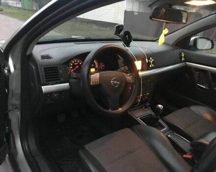 Серый Опель Вектра, объемом двигателя 2.2 л и пробегом 295 тыс. км за 4700 $, фото 12 на Automoto.ua