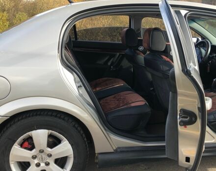 Опель Вектра 2003 в Попольне на Automoto.ua Серый Опель Вектра, объемом двигателя 2.2 л и пробегом 280 тыс. км за 3899 $, фото 8 на Automoto.ua