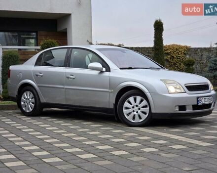 Серый Опель Вектра, объемом двигателя 2.2 л и пробегом 252 тыс. км за 4500 $, фото 12 на Automoto.ua