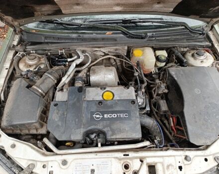 Серый Опель Вектра, объемом двигателя 2 л и пробегом 400 тыс. км за 2565 $, фото 2 на Automoto.ua