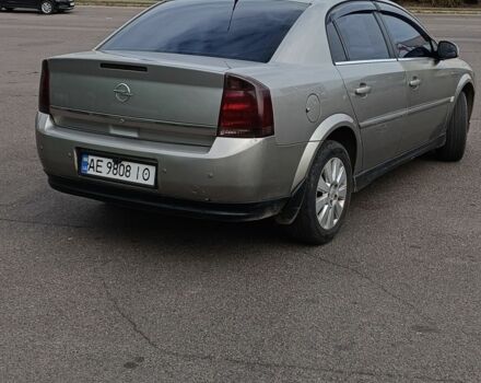 Серый Опель Вектра, объемом двигателя 2.2 л и пробегом 246 тыс. км за 3800 $, фото 1 на Automoto.ua