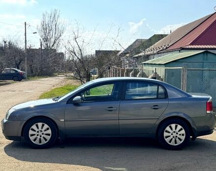 Сірий Опель Вектра, об'ємом двигуна 2.2 л та пробігом 300 тис. км за 3650 $, фото 2 на Automoto.ua