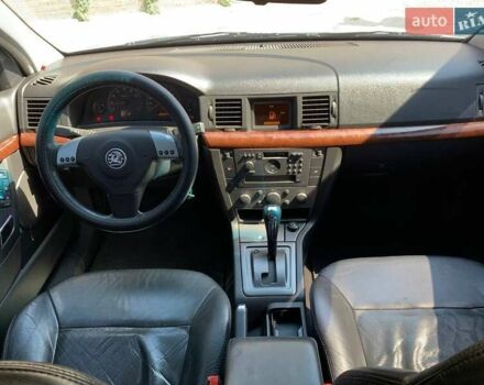 Сірий Опель Вектра, об'ємом двигуна 2.2 л та пробігом 254 тис. км за 3500 $, фото 9 на Automoto.ua
