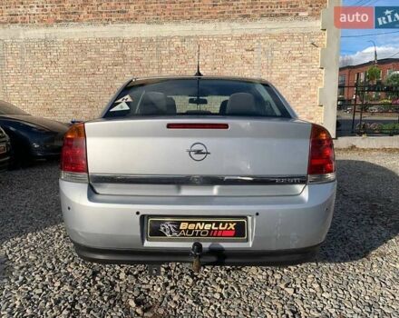 Сірий Опель Вектра, об'ємом двигуна 2.17 л та пробігом 260 тис. км за 3999 $, фото 4 на Automoto.ua