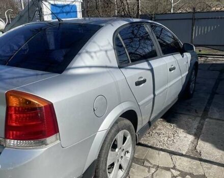 Сірий Опель Вектра, об'ємом двигуна 2.2 л та пробігом 284 тис. км за 3499 $, фото 2 на Automoto.ua