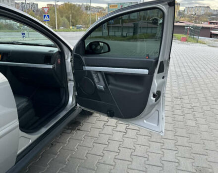 Сірий Опель Вектра, об'ємом двигуна 1.8 л та пробігом 164 тис. км за 4800 $, фото 22 на Automoto.ua