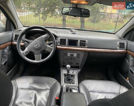 Серый Опель Вектра, объемом двигателя 1.91 л и пробегом 286 тыс. км за 4100 $, фото 14 на Automoto.ua