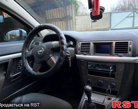 Серый Опель Вектра, объемом двигателя 2.2 л и пробегом 330 тыс. км за 3800 $, фото 2 на Automoto.ua