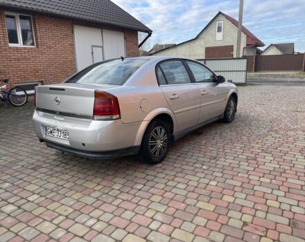 Серый Опель Вектра, объемом двигателя 2 л и пробегом 150 тыс. км за 600 $, фото 2 на Automoto.ua