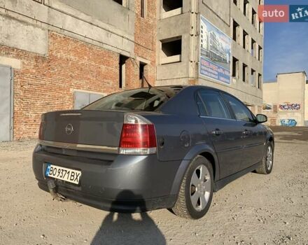 Серый Опель Вектра, объемом двигателя 1.8 л и пробегом 351 тыс. км за 4500 $, фото 4 на Automoto.ua