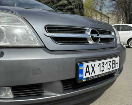 Серый Опель Вектра, объемом двигателя 2.2 л и пробегом 520 тыс. км за 3700 $, фото 5 на Automoto.ua