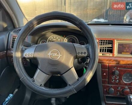 Сірий Опель Вектра, об'ємом двигуна 2.2 л та пробігом 315 тис. км за 4490 $, фото 13 на Automoto.ua