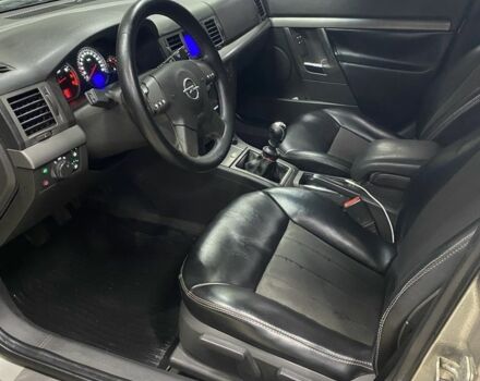 Серый Опель Вектра, объемом двигателя 1.8 л и пробегом 450 тыс. км за 3900 $, фото 9 на Automoto.ua