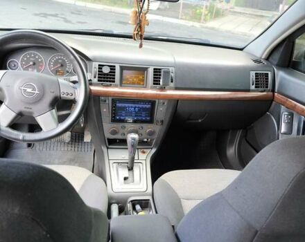 Серый Опель Вектра, объемом двигателя 2.2 л и пробегом 185 тыс. км за 4300 $, фото 4 на Automoto.ua