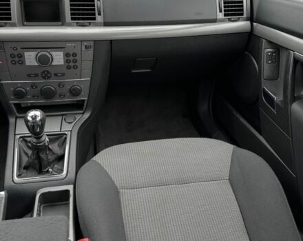 Серый Опель Вектра, объемом двигателя 2.2 л и пробегом 212 тыс. км за 4350 $, фото 5 на Automoto.ua