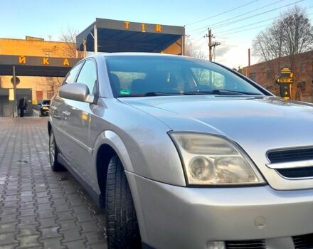 Сірий Опель Вектра, об'ємом двигуна 18 л та пробігом 238 тис. км за 4750 $, фото 1 на Automoto.ua