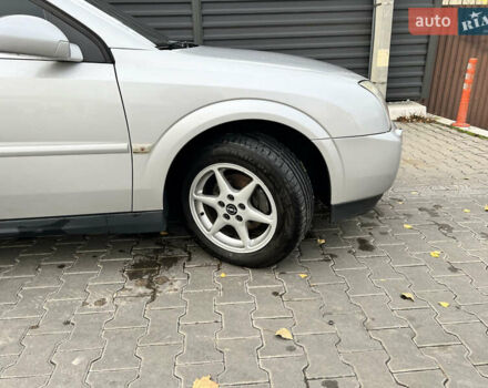 Опель Вектра 2004 у Вишневом на Automoto.ua Сірий Опель Вектра, об'ємом двигуна 2.2 л та пробігом 252 тис. км за 4900 $, фото 11 на Automoto.ua