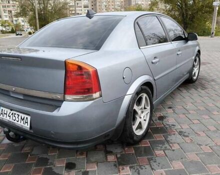 Серый Опель Вектра, объемом двигателя 2.2 л и пробегом 185 тыс. км за 4300 $, фото 2 на Automoto.ua