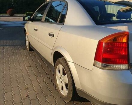 Серый Опель Вектра, объемом двигателя 1.8 л и пробегом 300 тыс. км за 3800 $, фото 8 на Automoto.ua