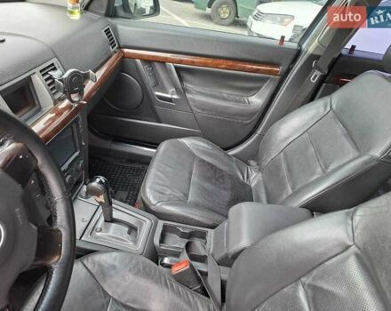 Серый Опель Вектра, объемом двигателя 3.2 л и пробегом 337 тыс. км за 5500 $, фото 11 на Automoto.ua