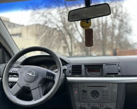 Серый Опель Вектра, объемом двигателя 2.2 л и пробегом 280 тыс. км за 2000 $, фото 8 на Automoto.ua