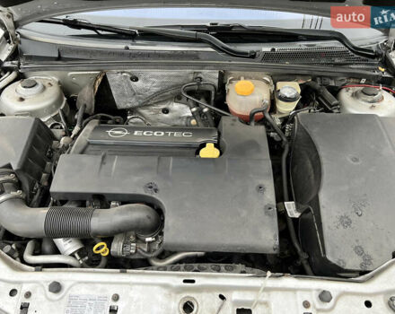 Опель Вектра 2004 у Вишневом на Automoto.ua Сірий Опель Вектра, об'ємом двигуна 2.2 л та пробігом 252 тис. км за 4900 $, фото 23 на Automoto.ua