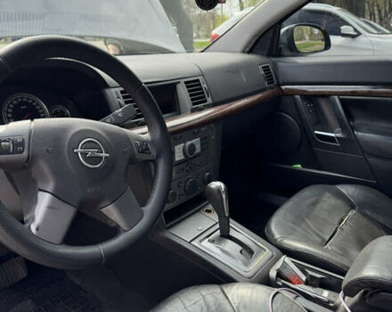 Серый Опель Вектра, объемом двигателя 2.2 л и пробегом 520 тыс. км за 3700 $, фото 13 на Automoto.ua