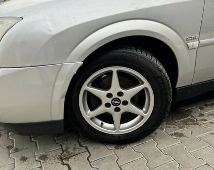 Опель Вектра 2004 у Вишневом на Automoto.ua Сірий Опель Вектра, об'ємом двигуна 2.2 л та пробігом 252 тис. км за 4900 $, фото 3 на Automoto.ua