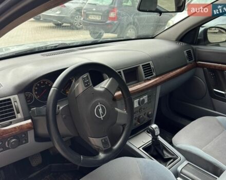 Серый Опель Вектра, объемом двигателя 2.2 л и пробегом 207 тыс. км за 4000 $, фото 18 на Automoto.ua