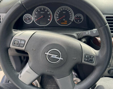 Серый Опель Вектра, объемом двигателя 2.2 л и пробегом 520 тыс. км за 3700 $, фото 11 на Automoto.ua