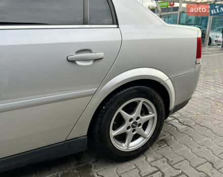 Опель Вектра 2004 у Вишневом на Automoto.ua Сірий Опель Вектра, об'ємом двигуна 2.2 л та пробігом 252 тис. км за 4900 $, фото 5 на Automoto.ua