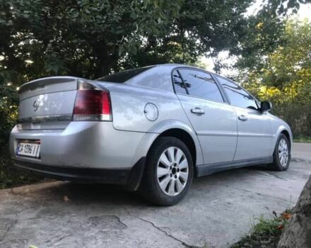 Сірий Опель Вектра, об'ємом двигуна 2.2 л та пробігом 280 тис. км за 5000 $, фото 2 на Automoto.ua