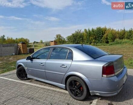 Серый Опель Вектра, объемом двигателя 3.2 л и пробегом 337 тыс. км за 5500 $, фото 4 на Automoto.ua
