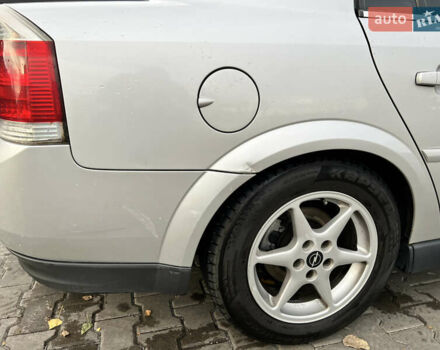 Опель Вектра 2004 у Вишневом на Automoto.ua Сірий Опель Вектра, об'ємом двигуна 2.2 л та пробігом 252 тис. км за 4900 $, фото 8 на Automoto.ua